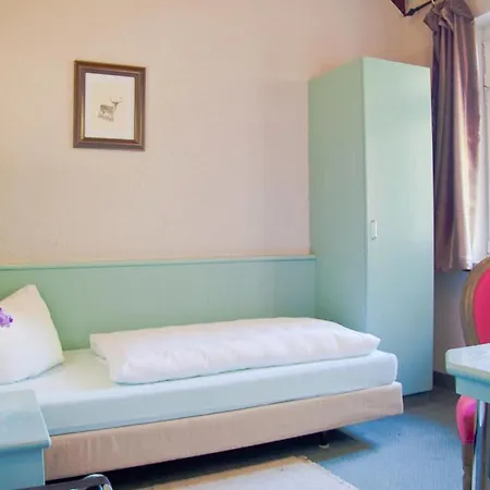 Guest house Gasthof Schloss Hubertus