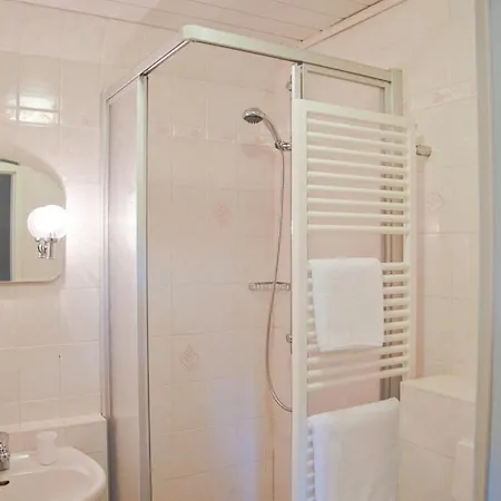 Guest house Gasthof Schloss Hubertus 3*